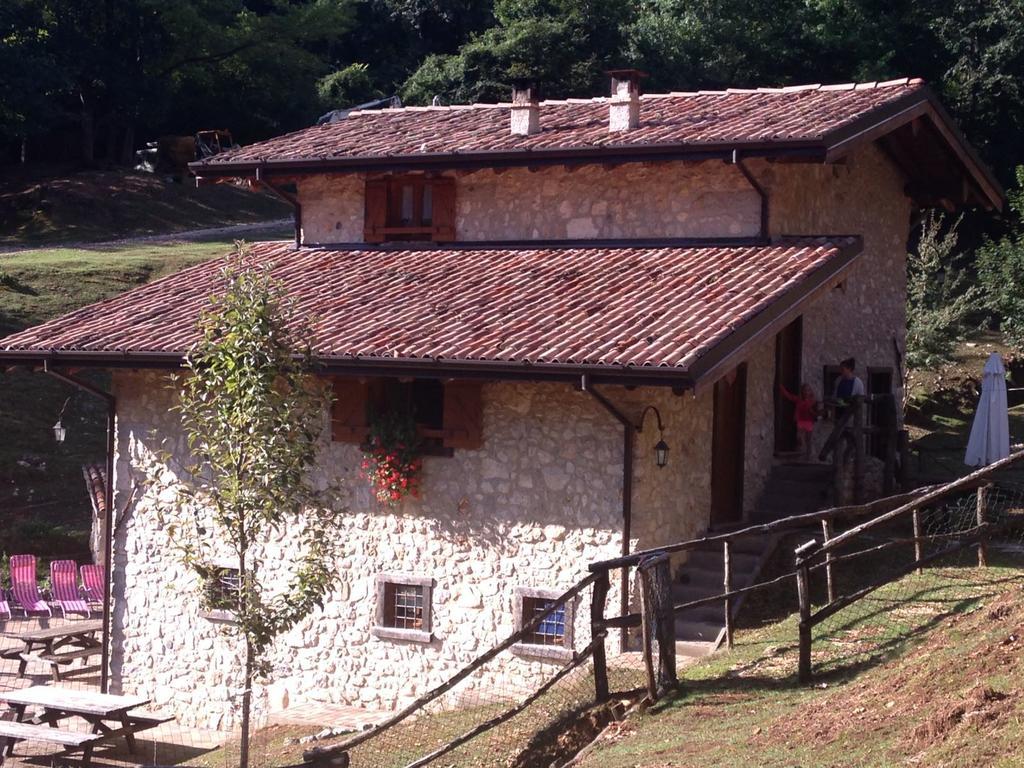 Agriturismo Agrimon Villa Sabbio Chiese Екстериор снимка
